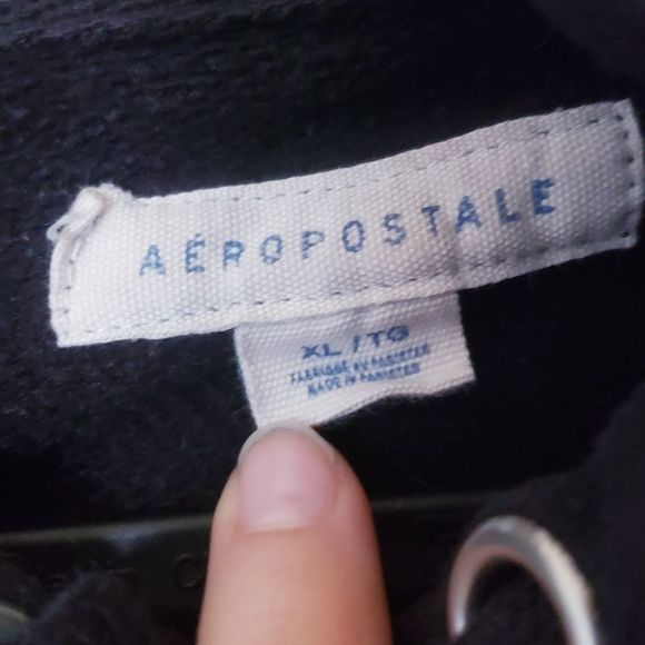 🛍FREEW/PURCHASE 🛍Aeropostale cropped sweater - Picture 3 of 3